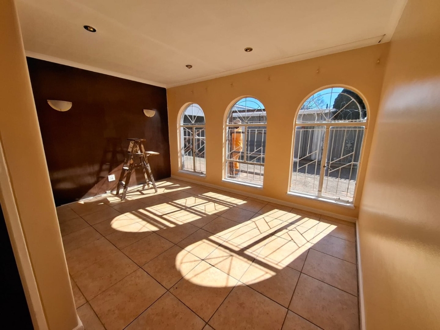 3 Bedroom Property for Sale in Universitas Free State